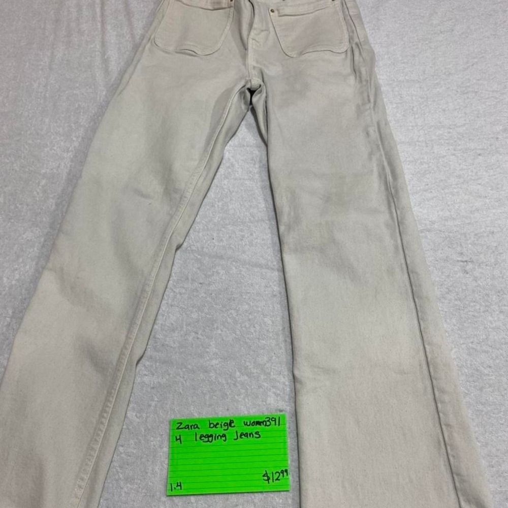 Zara beige women 4 leggings jeans, have been cut. SKU391